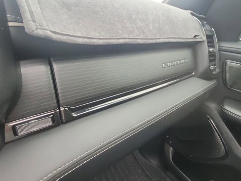 Used 2022 RAM 1500 Limited AWD/4WD image 21