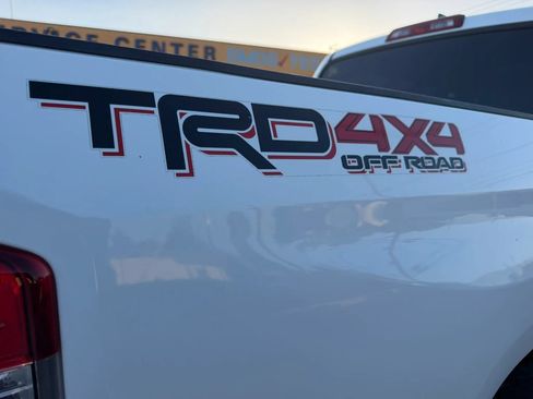 Used 2021 Toyota Tundra Limited w/ Limited Premium Package AWD/4WD image 33