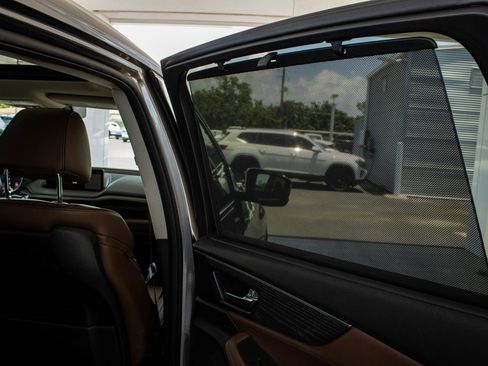 Used 2024 Acura MDX SH-AWD w/ Advance Package image 41