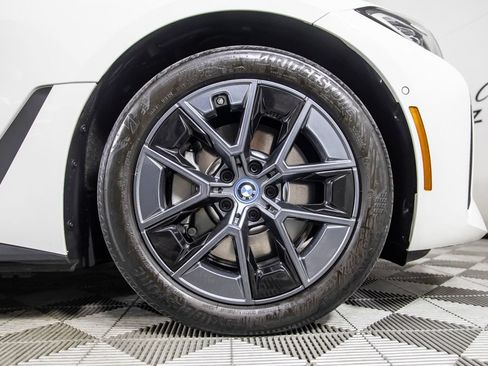 Used 2023 BMW i4 eDrive35 w/ Premium Package RWD image 39