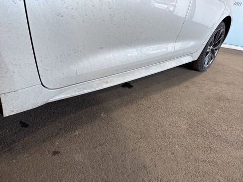 Used 2023 Toyota Corolla XSE image 7