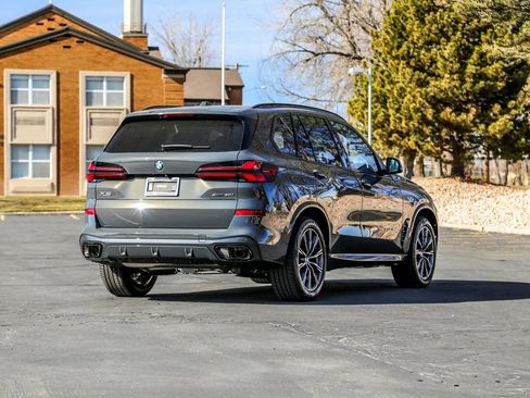 New 2026 BMW X5 xDrive40i w/ M Sport Package image 5