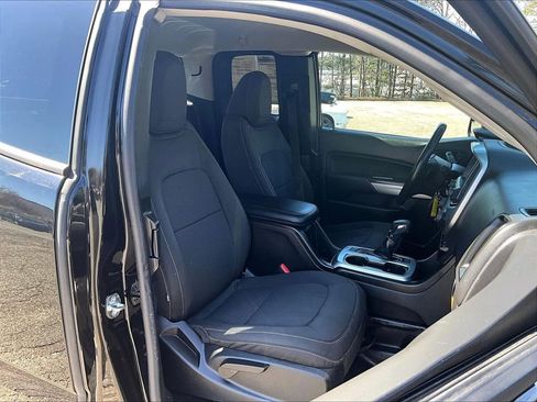 Certified 2022 Chevrolet Colorado LT w/ Fleet Safety Package image 16