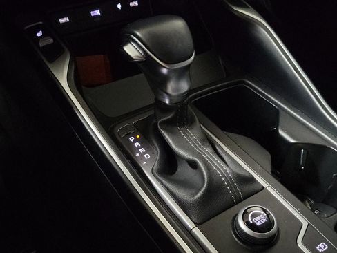 Used 2023 Kia Sorento S image 35