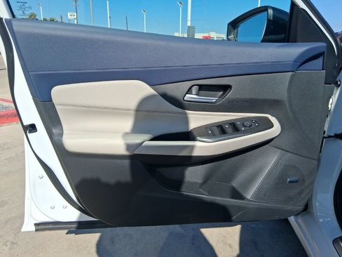 New 2026 Nissan Sentra SL w/ Floor Mat Package FWD image 22