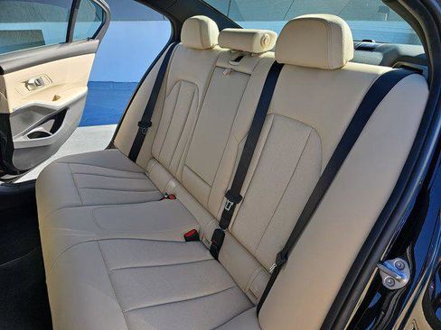 Used 2024 BMW 330i Sedan w/ Convenience Package image 14