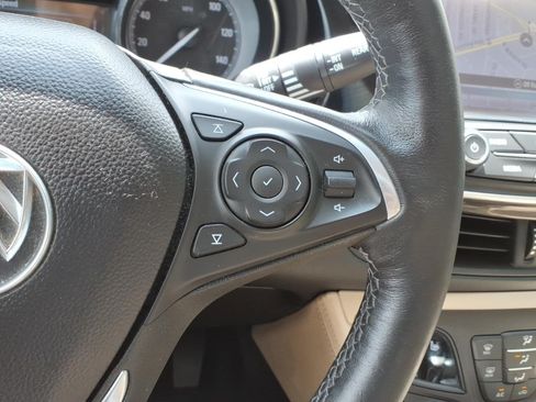 Used 2019 Buick Envision Essence AWD/4WD image 16