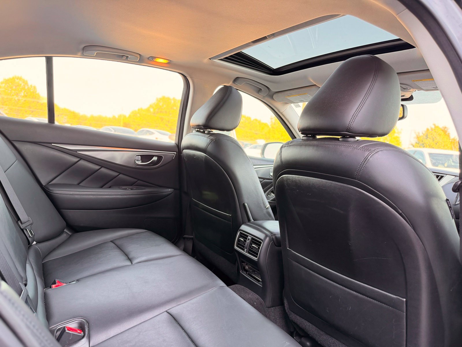 Used 2014 INFINITI Q50 Premium w/ Navigation Package AWD/4WD image 23