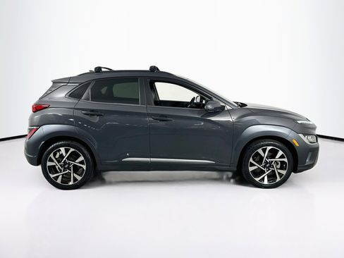 Used 2023 Hyundai Kona Limited FWD image 4