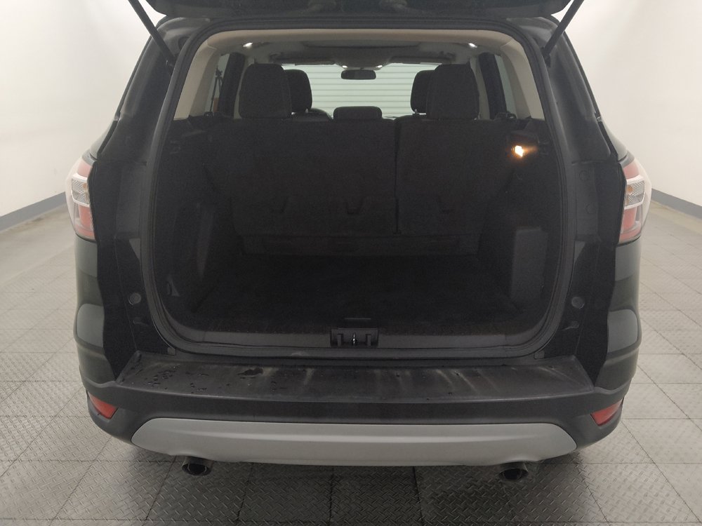 Used 2018 Ford Escape SE FWD image 29