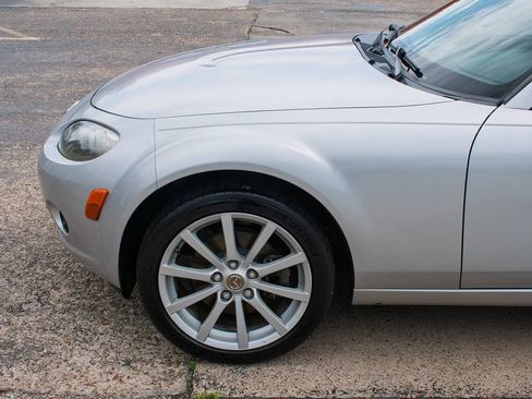 Used 2008 MAZDA MX-5 Miata Touring RWD image 36