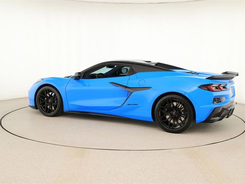 Used 2024 Chevrolet Corvette Z06 w/ Stealth Interior Trim Package image 3