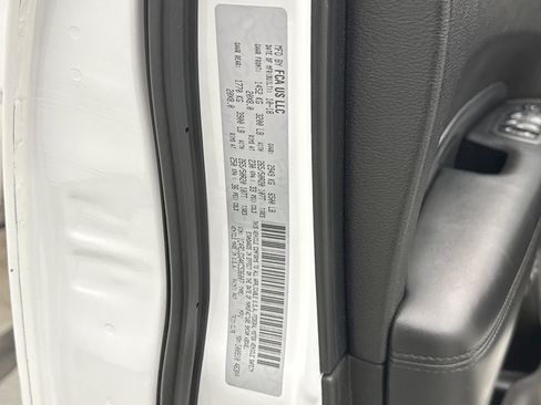 Used 2019 Dodge Durango GT image 11