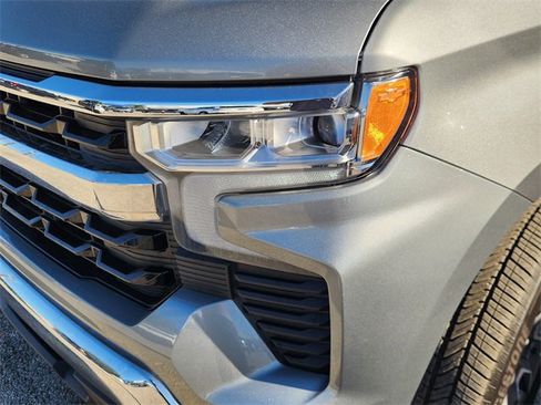 Used 2025 Chevrolet Silverado 1500 LT w/ Protection Package image 6