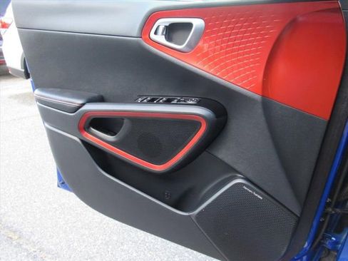 Used 2021 Kia Soul Turbo FWD image 19