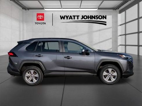 Used 2025 Toyota RAV4 XLE FWD image 7