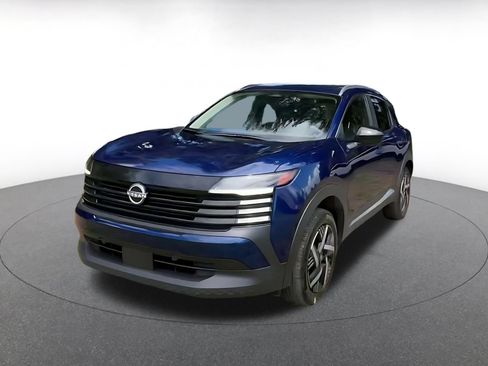 Used 2026 Nissan Kicks SV FWD image 6