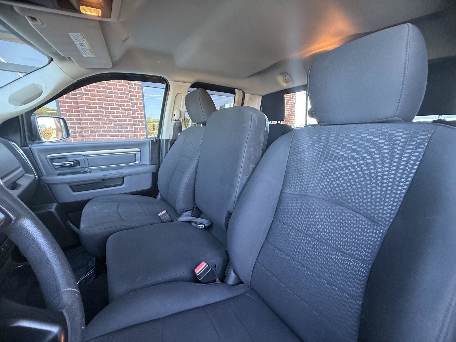 Used 2019 RAM 1500 Warlock AWD/4WD image 13