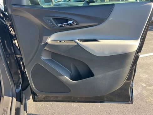 Used 2024 Chevrolet Equinox LS w/ LS Convenience Package image 30