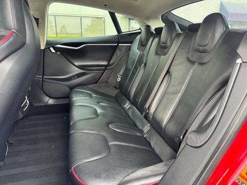 Used 2013 Tesla Model S Performance image 20