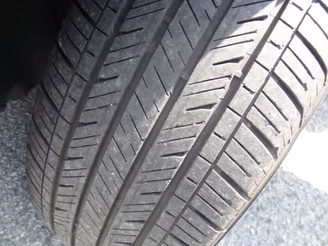 Certified 2026 Toyota Corolla Cross XLE FWD image 32