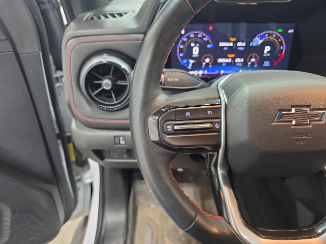 Used 2024 Chevrolet Colorado Z71 w/ Z71 Convenience Package 2 AWD/4WD image 12