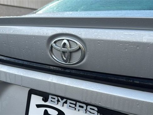 Used 2024 Toyota Corolla SE image 32