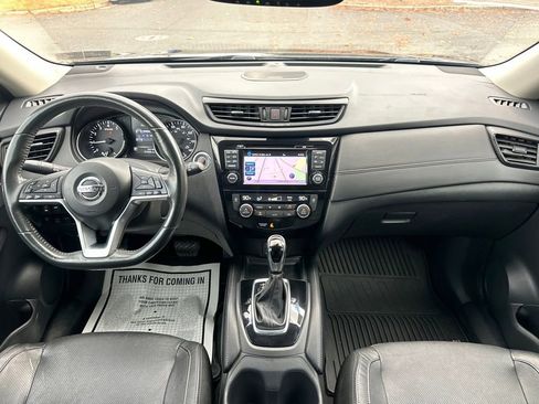 Used 2017 Nissan Rogue SL image 20