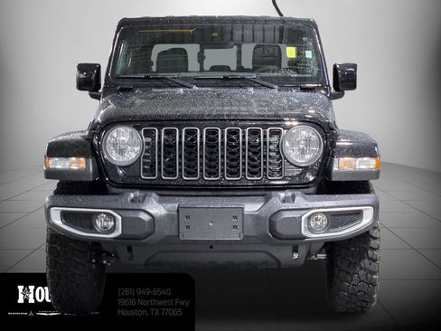 Used 2024 Jeep Gladiator Sport AWD/4WD image 10