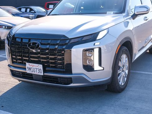 Used 2024 Hyundai Palisade SEL FWD image 12