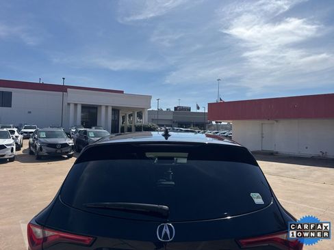 Certified 2023 Acura MDX FWD w/ Technology Package image 6