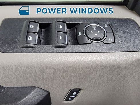 Used 2020 Ford F250 XL w/ Power Equipment Group AWD/4WD image 22