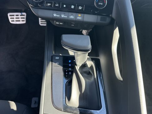 New 2026 Hyundai Elantra Sport FWD image 20