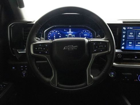 Certified 2025 Chevrolet Silverado 1500 RST image 26