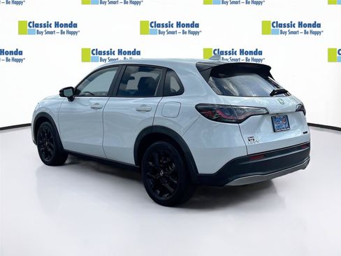 Certified 2023 Honda HR-V Sport image 5