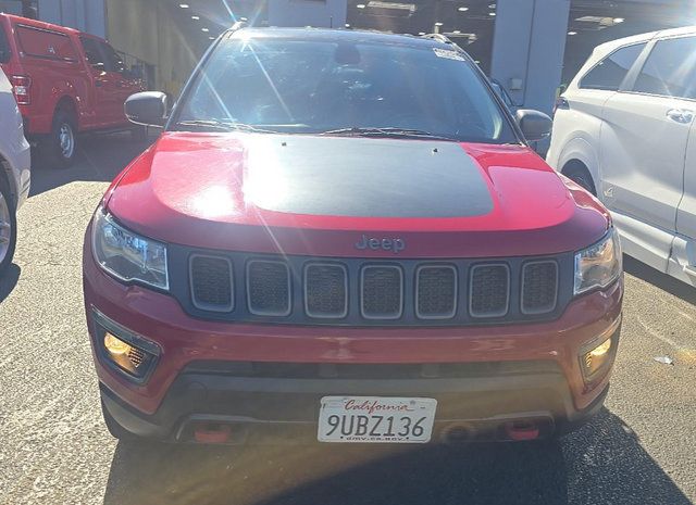 Used 2020 Jeep Compass Trailhawk AWD/4WD image 2