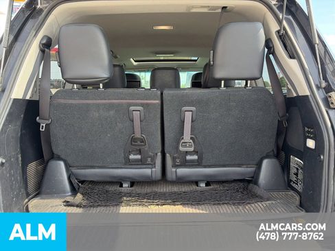 Used 2018 Lexus LX 570 4WD w/ Luxury Package image 23