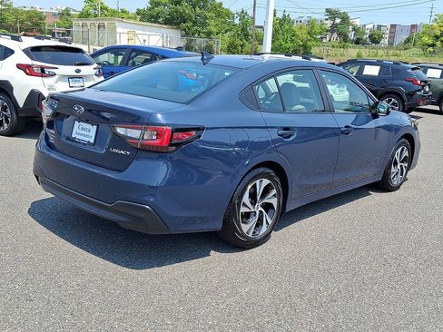 Certified 2025 Subaru Legacy Premium AWD/4WD image 9