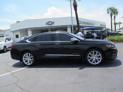 Used 2014 Chevrolet Impala LTZ FWD image 2