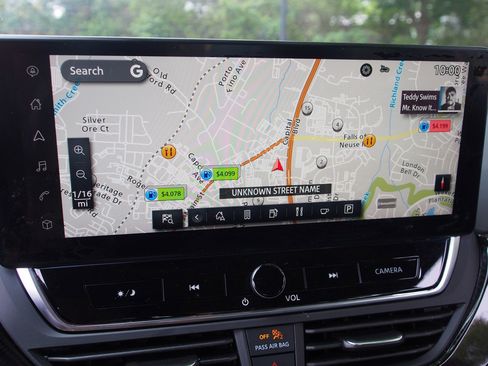 Used 2023 Nissan Altima 2.5 SR w/ SR Premium Package FWD image 29