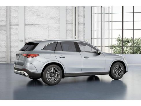 New 2026 Mercedes-Benz GLC 300 4MATIC image 19