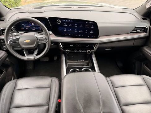 Used 2025 Chevrolet Tahoe LT AWD/4WD image 10