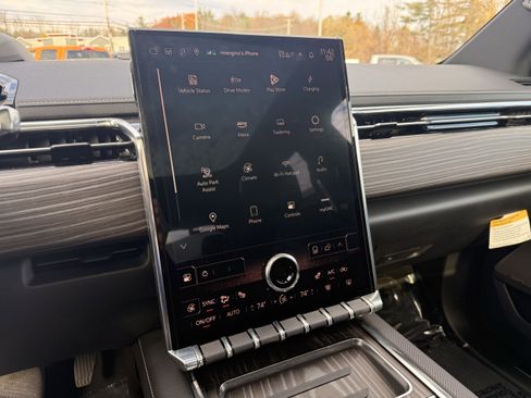 New 2025 GMC Sierra EV Denali image 15