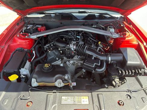 Used 2014 Ford Mustang Convertible w/ Equipment Group 102A RWD image 34