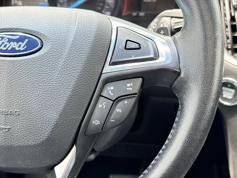 Used 2019 Ford Edge SEL w/ Equipment Group 201A AWD/4WD image 15
