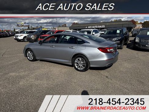 Used 2018 Honda Accord LX image 4