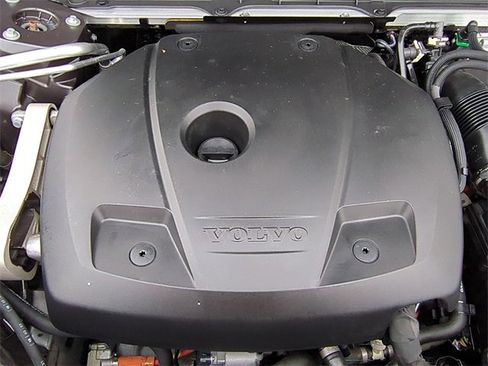 Used 2024 Volvo XC90 T8 Ultimate image 24