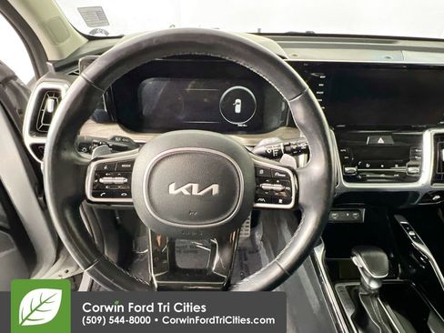 Used 2022 Kia Sorento SX Prestige AWD/4WD image 8