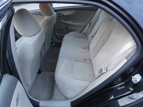 Used 2009 Toyota Corolla LE FWD image 34