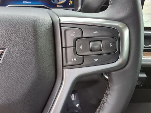 Used 2025 Chevrolet Silverado 2500 LT w/ Convenience Package AWD/4WD image 16